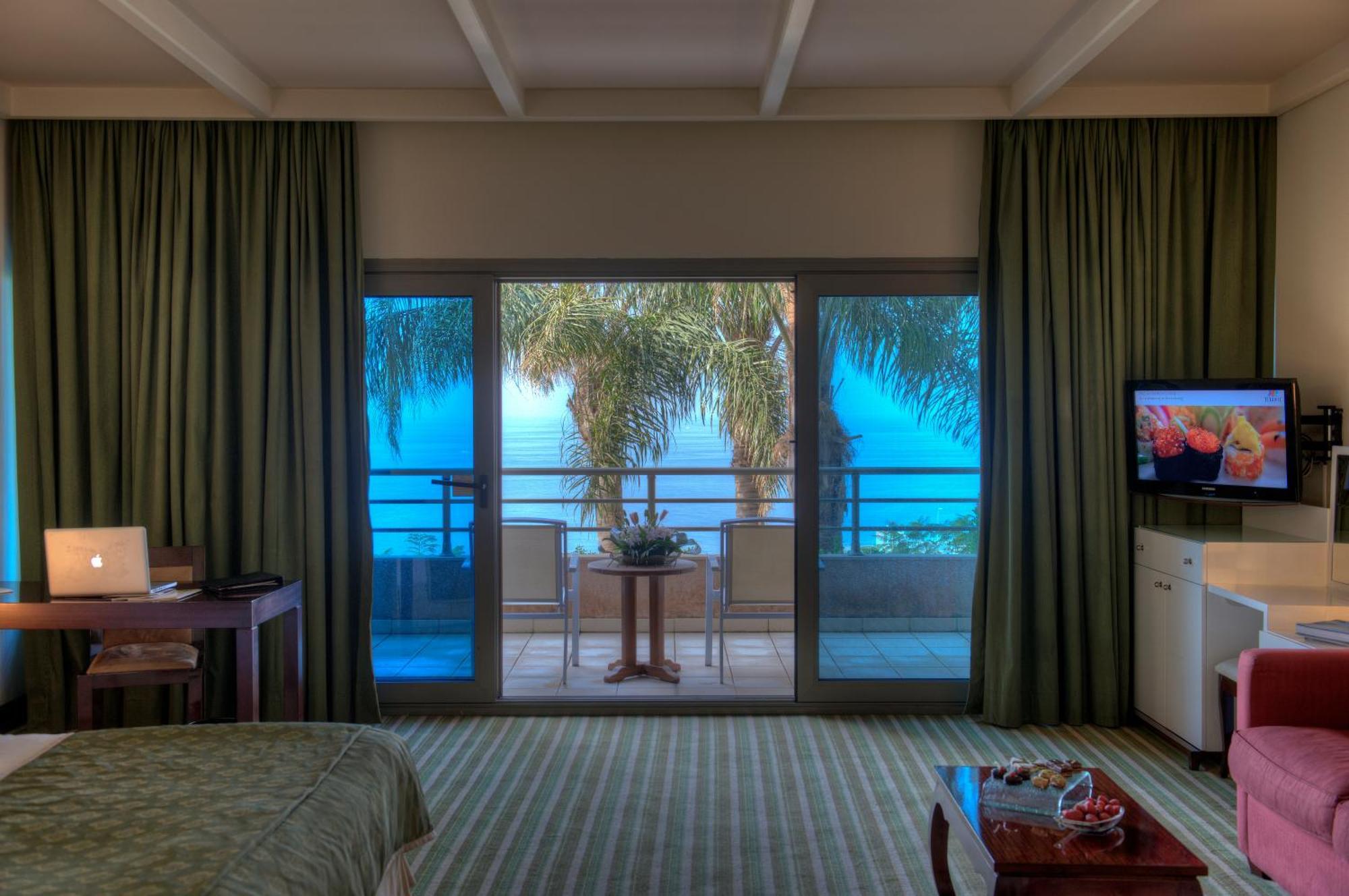 Le Royal Hotel - Beirut Exterior photo